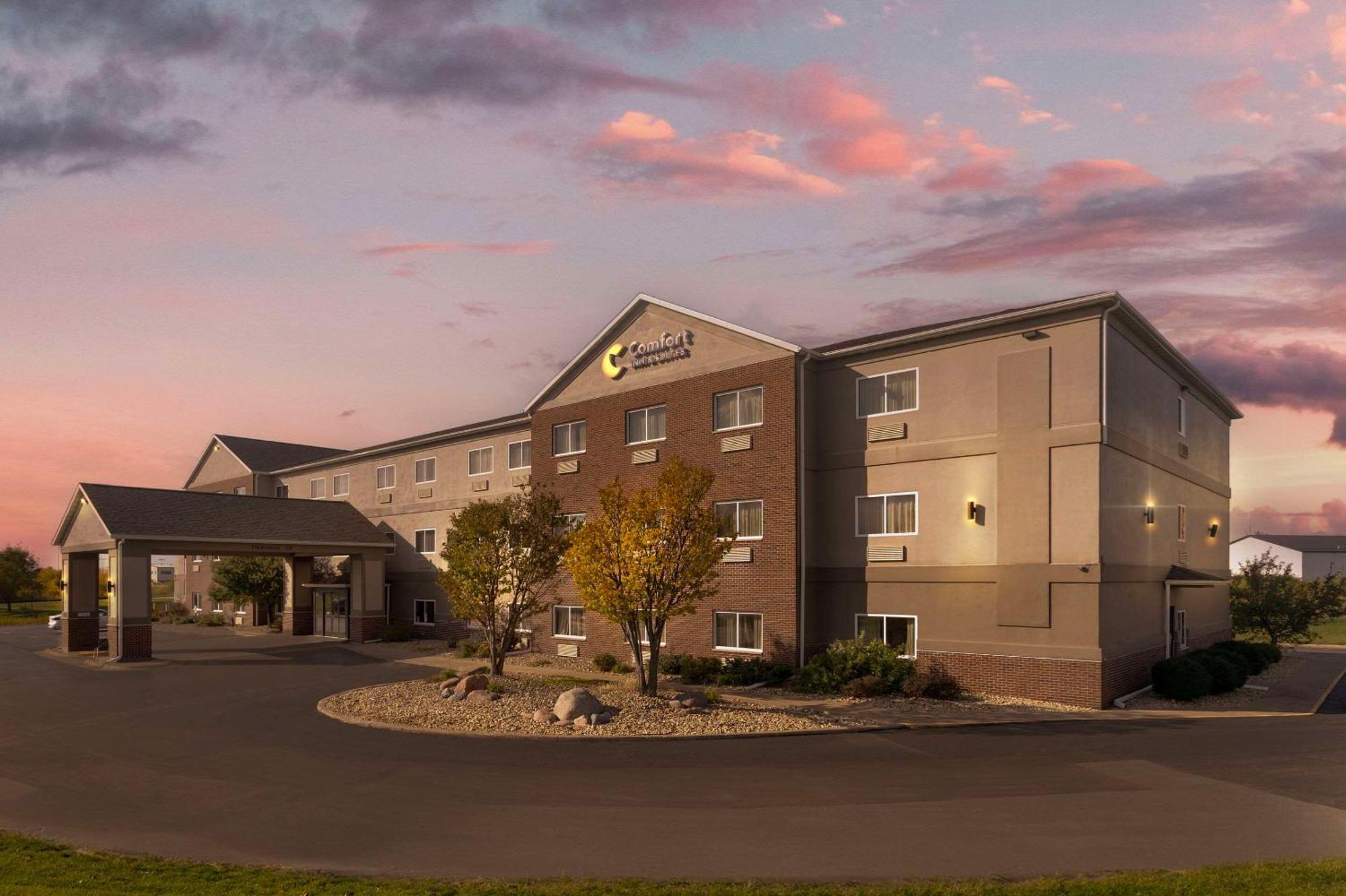 Comfort Inn & Suites Davenport - Quad Cities Exterior foto